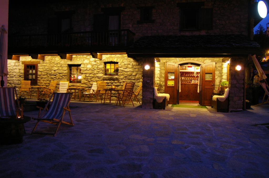 Hotel La Grange - Animal Chic Hotel Courmayeur Exteriér fotografie